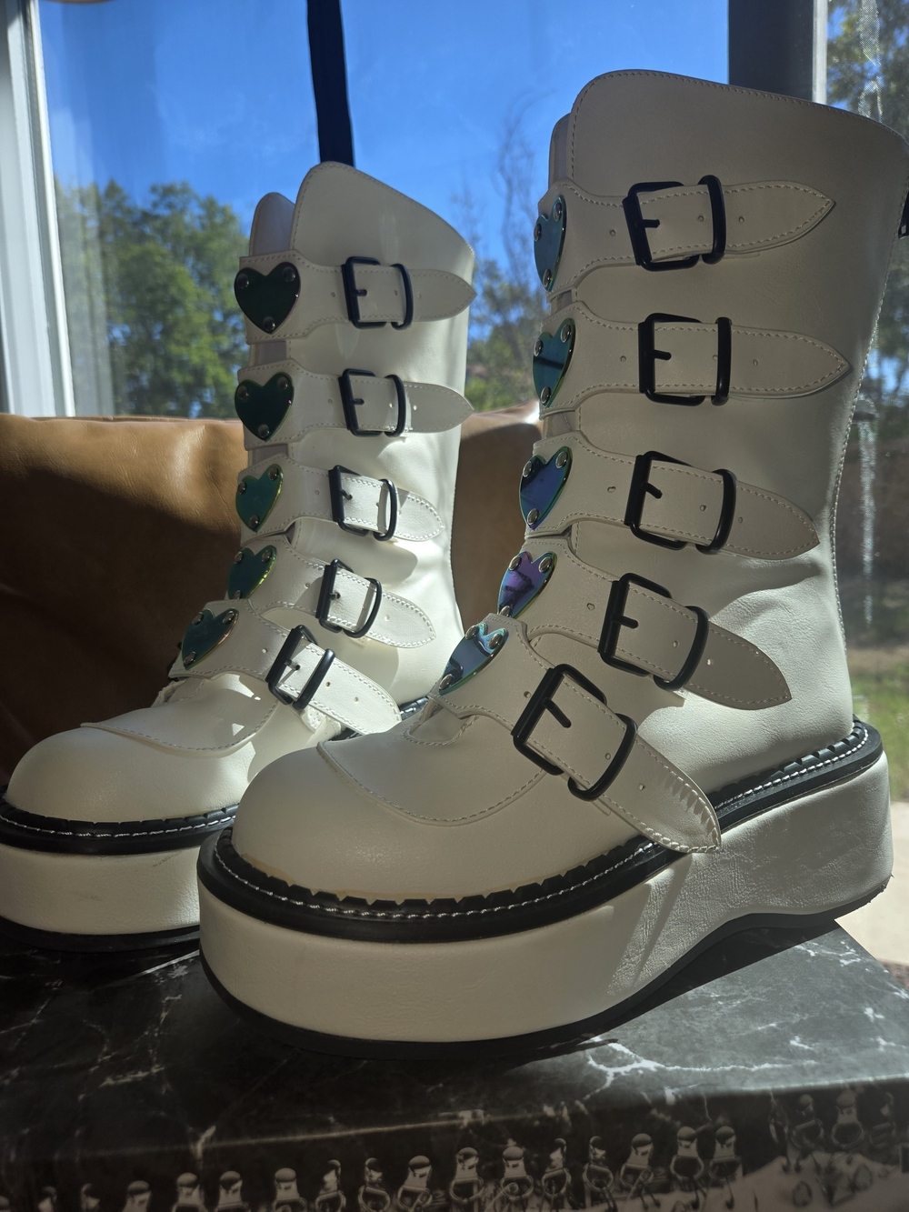 Demonia Emily-330 White Iridescent Heart Buckle Platform Boots Size 8